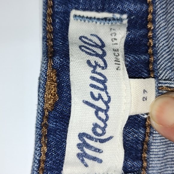 Madewell  high rise  Denim Shorts size 27 - Picture 2 of 7